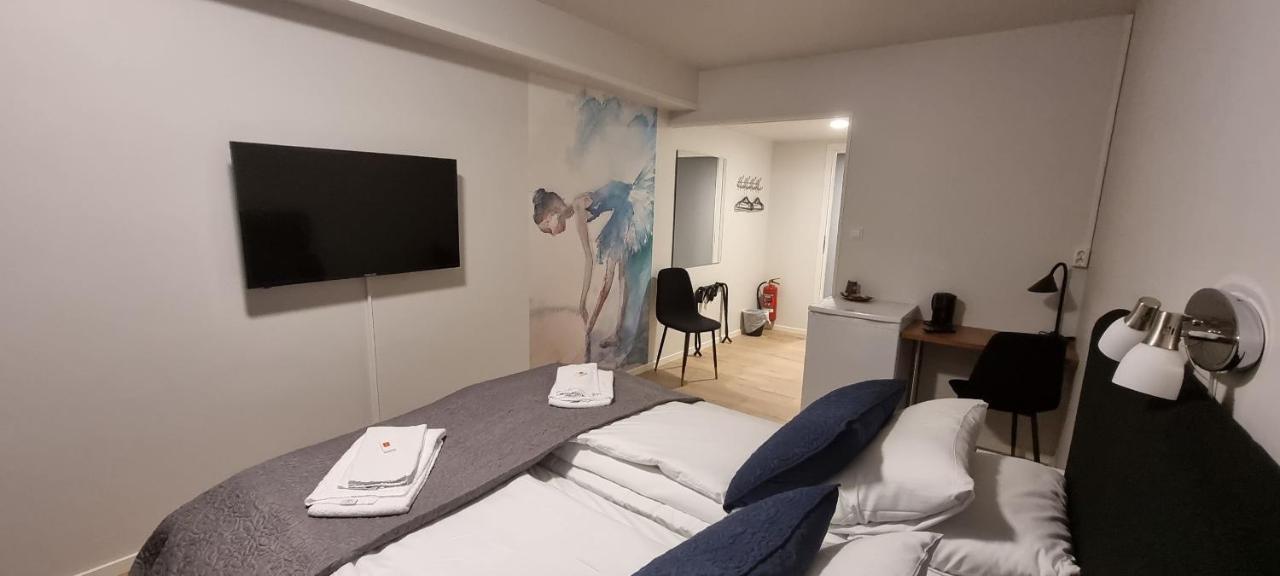 Husnes Sentrum Hotell 外观 照片