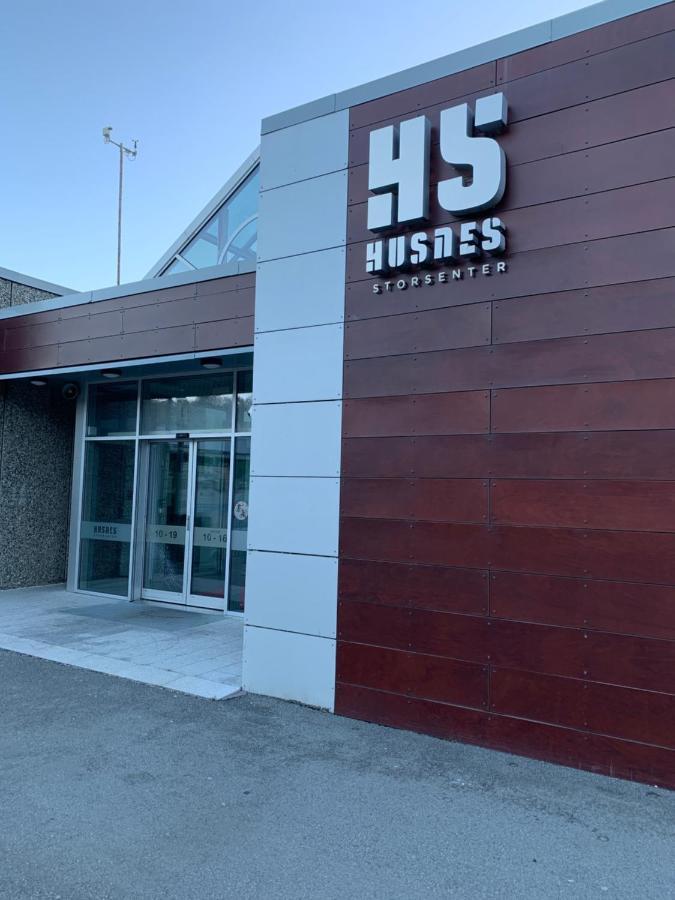 Husnes Sentrum Hotell 外观 照片
