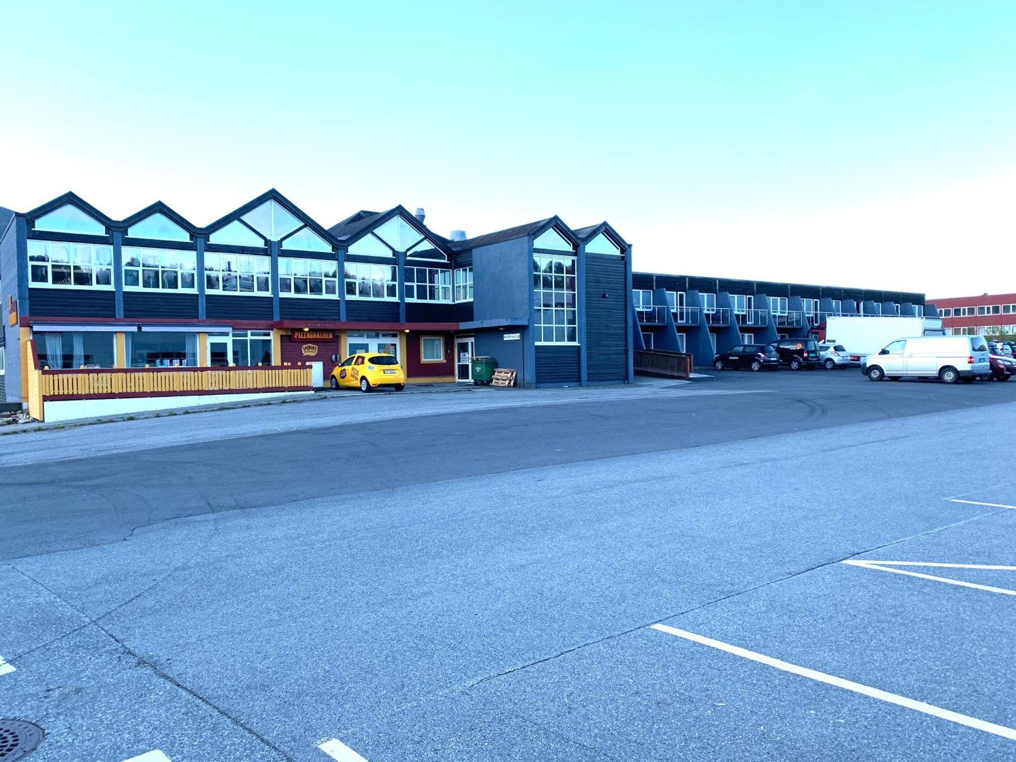 Husnes Sentrum Hotell 外观 照片